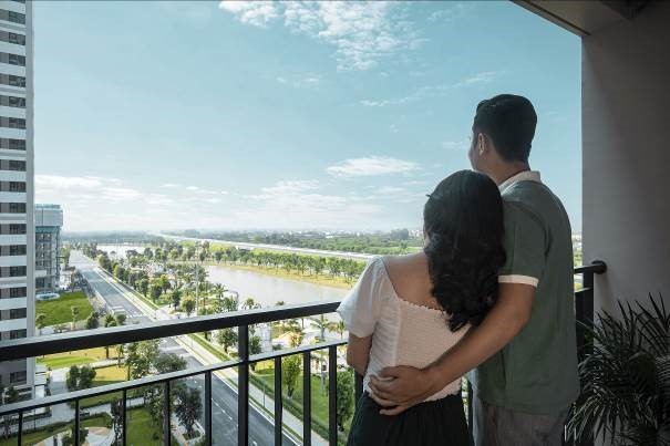 Homestay Ocean Park view biển hồ nhìn từ ban công căn hộ
